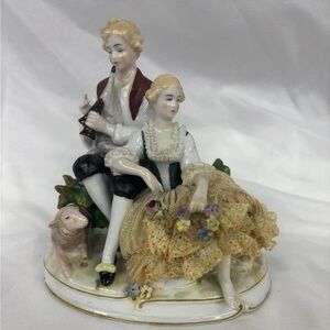 Porcelain Couple Figurine with Dog - Multicolor